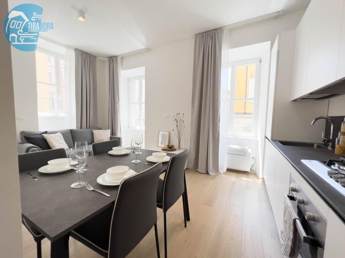 Cavana 3 Tirabora Short Rent Apartment Triest Exterior foto